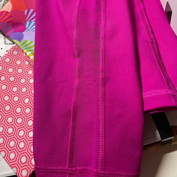 GapFit Barbie Pink Athletic Legging - Picture 5 of 6